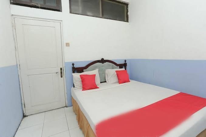 Urbanview Hotel Kharisma Banjarmasin Banjarmasin  Εξωτερικό φωτογραφία