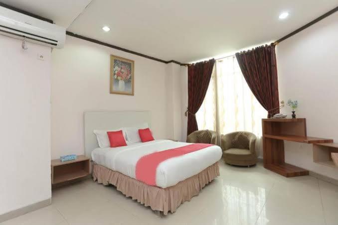 Urbanview Hotel Kharisma Banjarmasin Banjarmasin  Εξωτερικό φωτογραφία