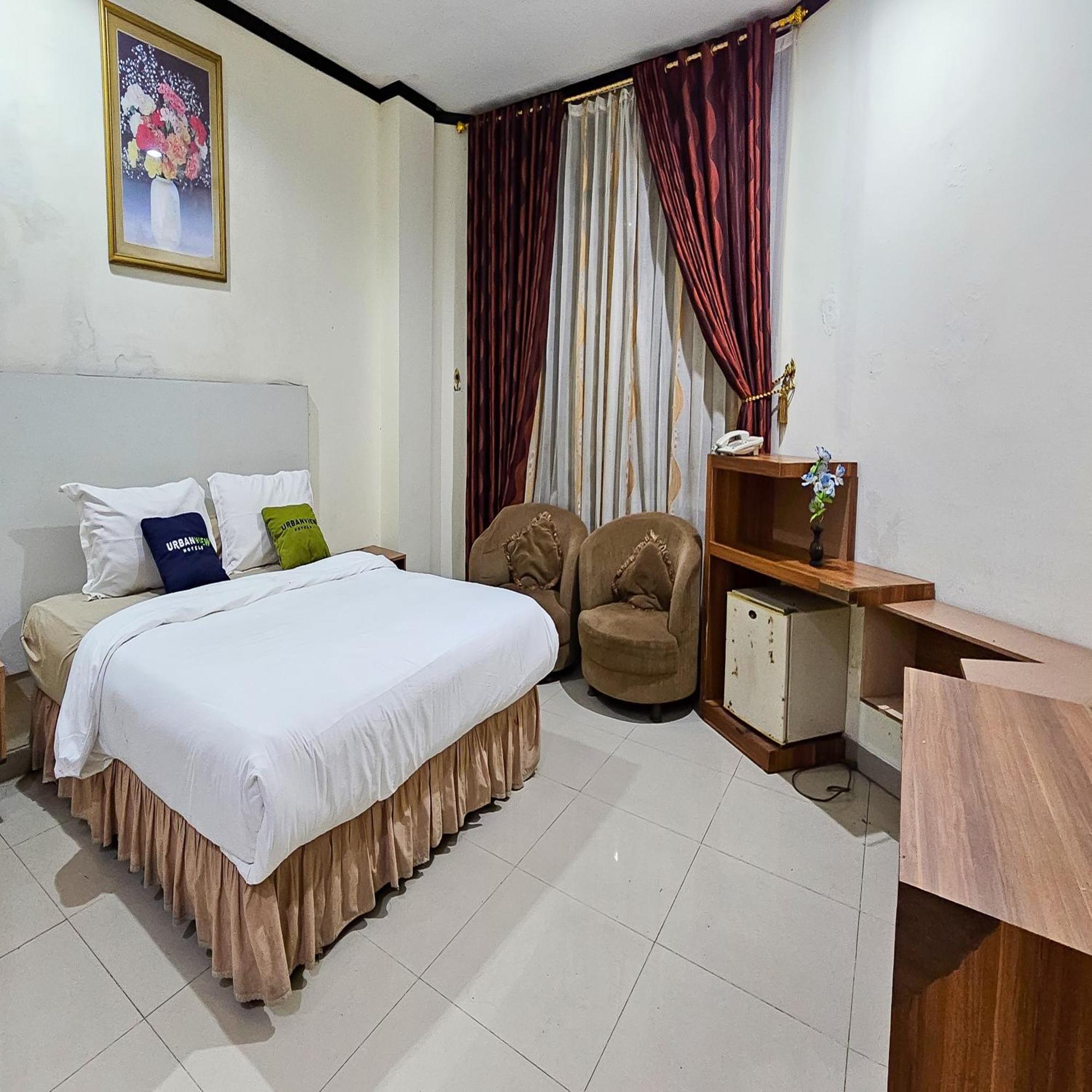 Urbanview Hotel Kharisma Banjarmasin Banjarmasin  Εξωτερικό φωτογραφία